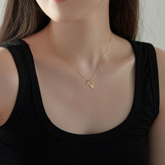 Angel Wing Necklace - 925 Sterling Silver Gold Plated - Picture 5 of 5